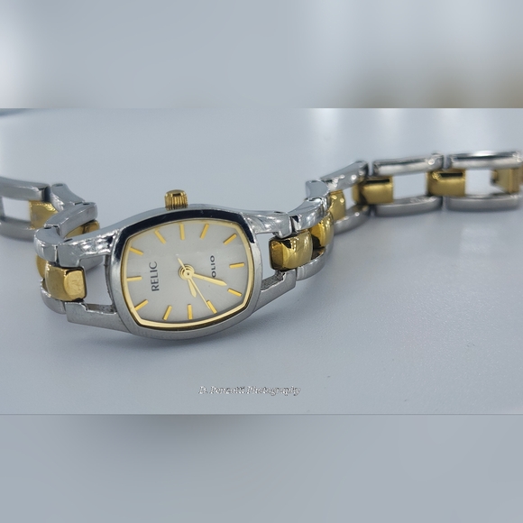 RELIC folio - Picture 10 of 16